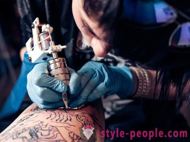 Intim tatovering: processen, pleje og foto