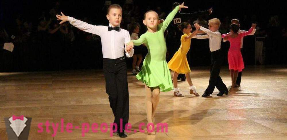 Ballroom dans: eksisterende typer, især uddannelse