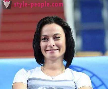 Julia Barsukov: anmeldelser School of rytmisk gymnastik olympiske mester