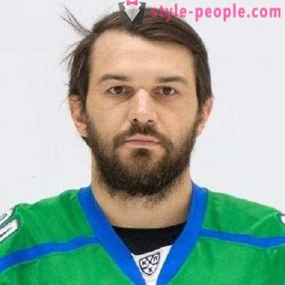 Russisk ishockeyspiller Dmitry Sort: biografi og karriere i sport