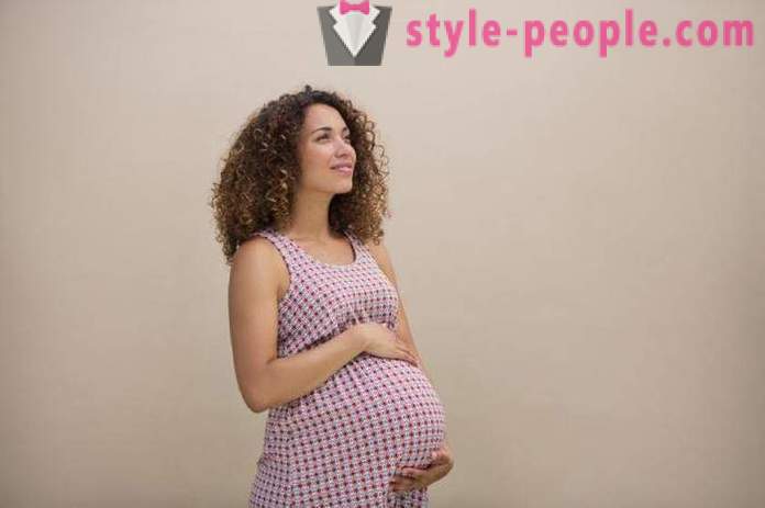Den bedste hårfarve til gravide kvinder: en gennemgang af sammensætningen, instruktioner og feedback