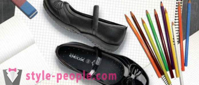 Hvordan til at vælge de sko til piger i skole: Tips og anmeldelser på producenter