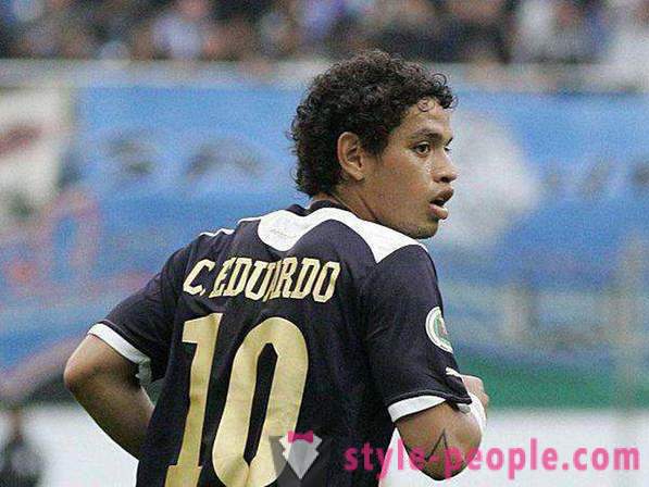 Carlos Eduardo: Brasiliansk fodbold karriere