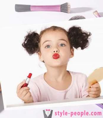 Børn og makeup: forældre om, hvorvidt at forbyde dit barn til at bruge kosmetik