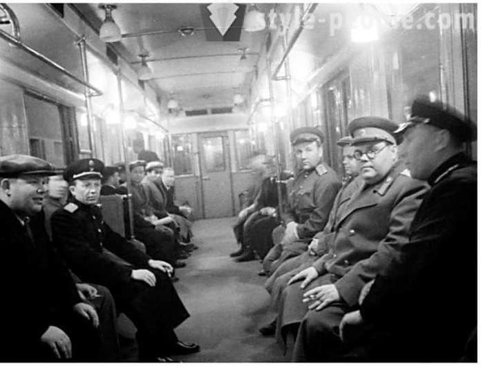 Den Moscow Metro, som er blevet hjemsted for mange under krigen