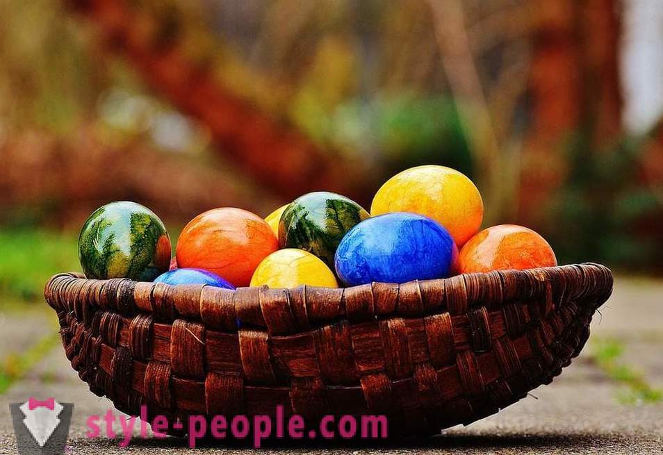 Traditioner lys af påsken i forskellige lande