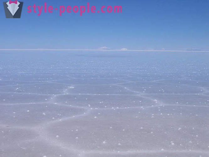 Rejs gennem verdens største salt ørken