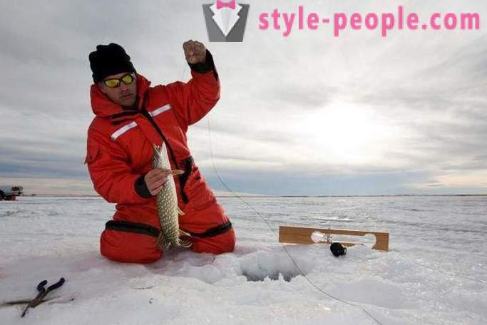 Vinter fiskeri på isen først: Tips oplevet