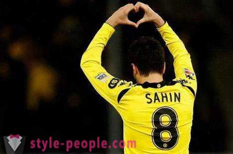 Nuri Sahin: Tyrkisk midtbanespiller og spilleren, 