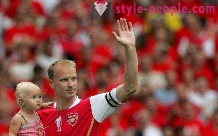 Dennis Bergkamp - Hollandsk fodboldtræner. Biografi aktive fodboldliv