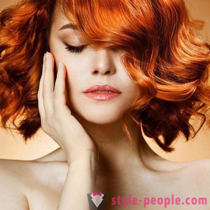 Nuancer af rød farve for farvet hår