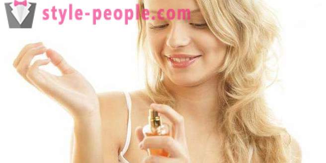 Parfume Donna Trussardi: beskrivelse af smagen (anmeldelser)
