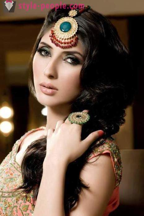 Arabisk makeup som en måde at fremhæve deres tiltrækningskraft og seksualitet